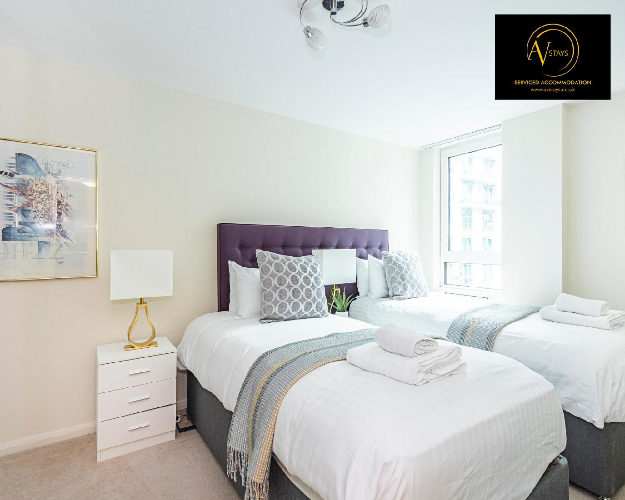2 Bedroom Apartment Лондон Экстерьер фото