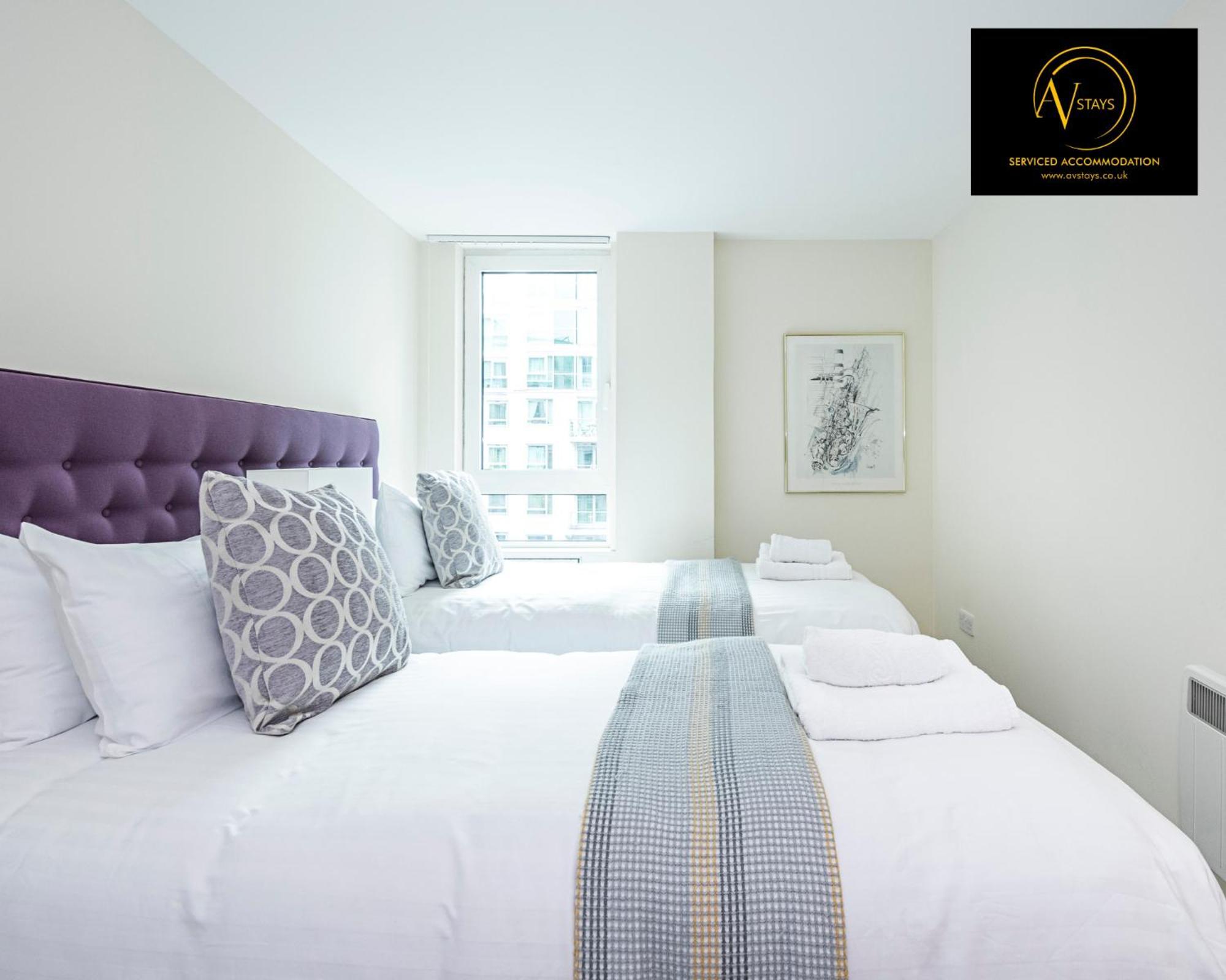 2 Bedroom Apartment Лондон Экстерьер фото