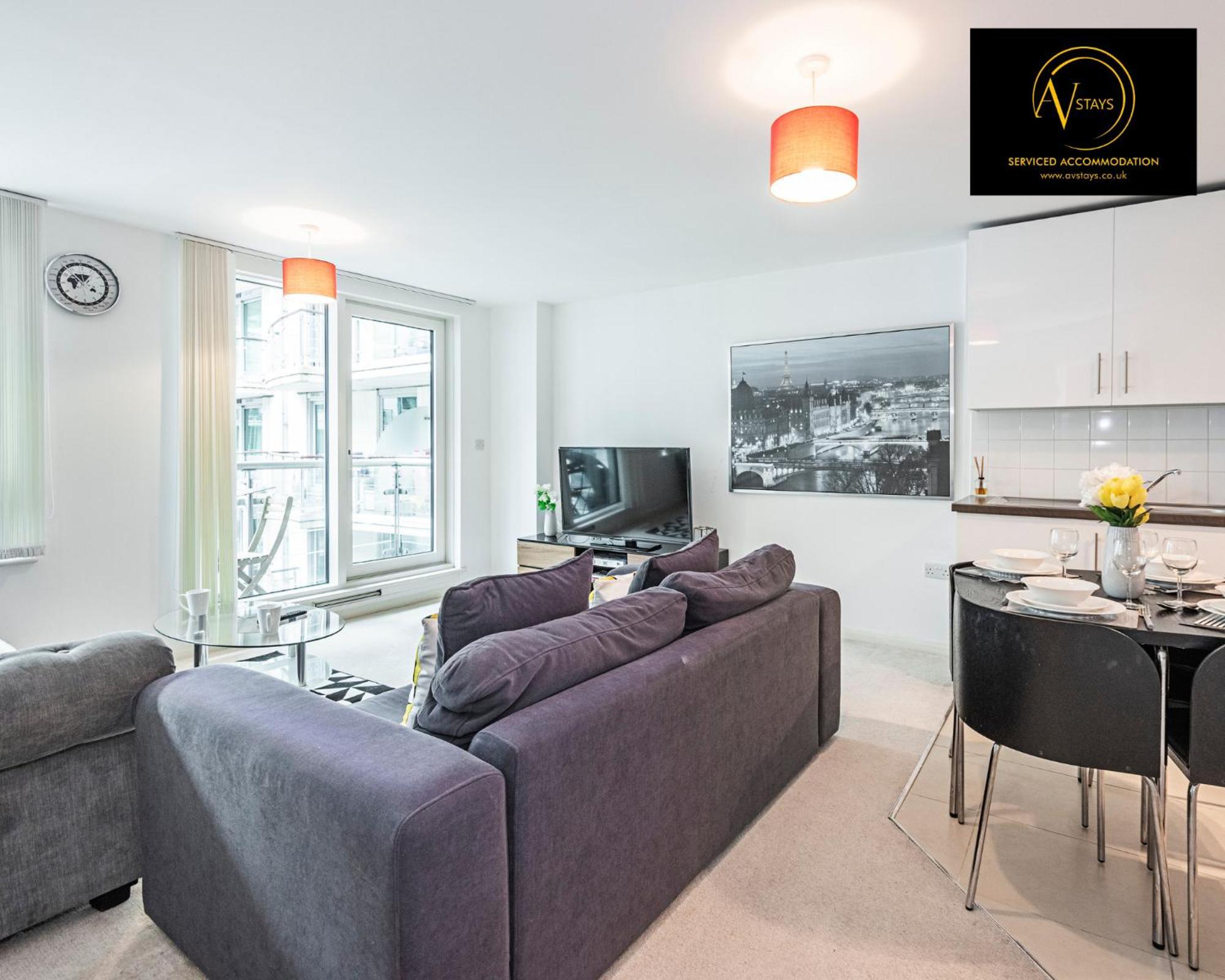 2 Bedroom Apartment Лондон Экстерьер фото