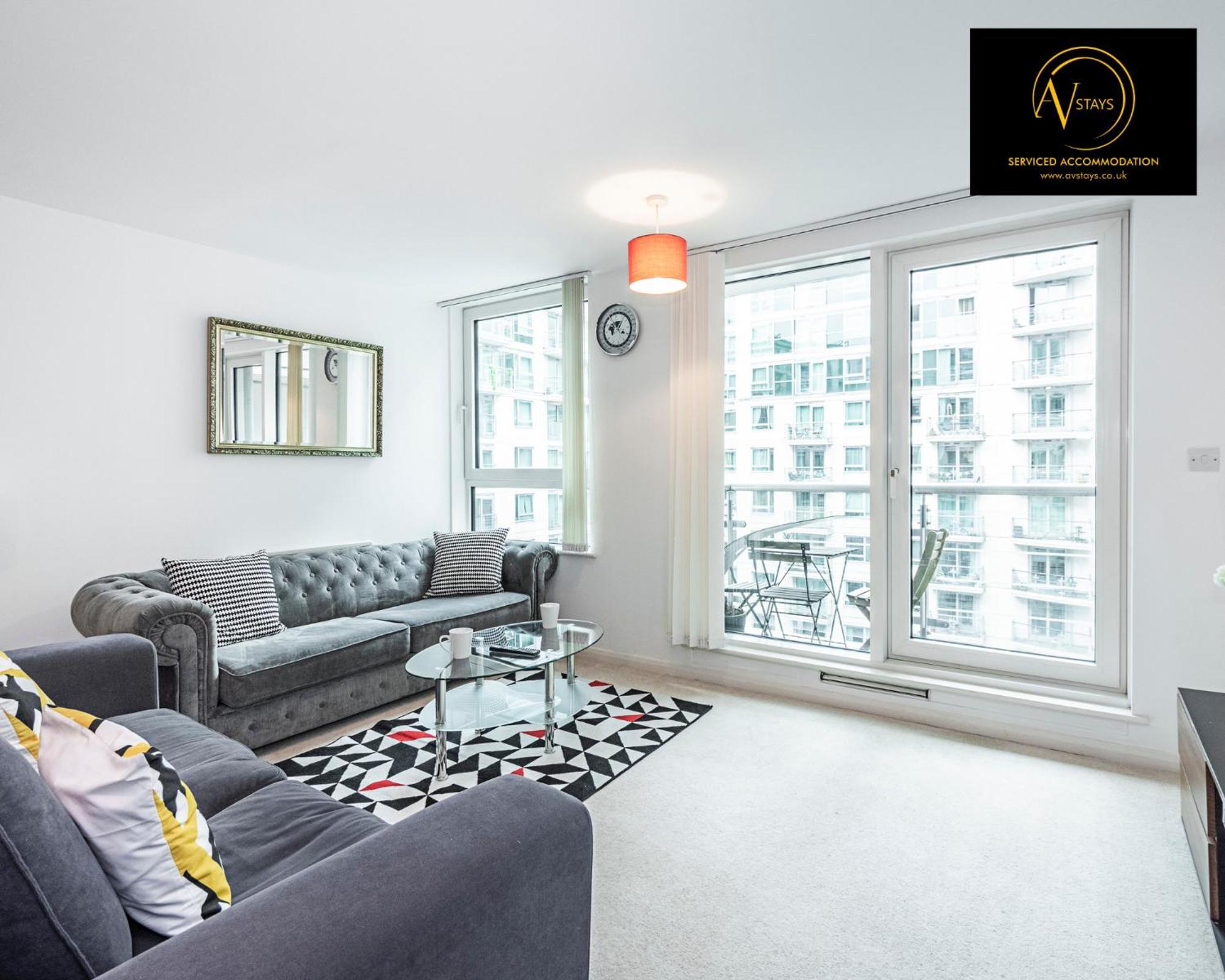 2 Bedroom Apartment Лондон Экстерьер фото
